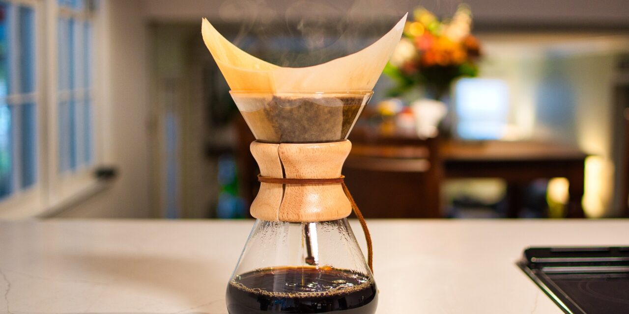 Comment utiliser une cafetière Chemex